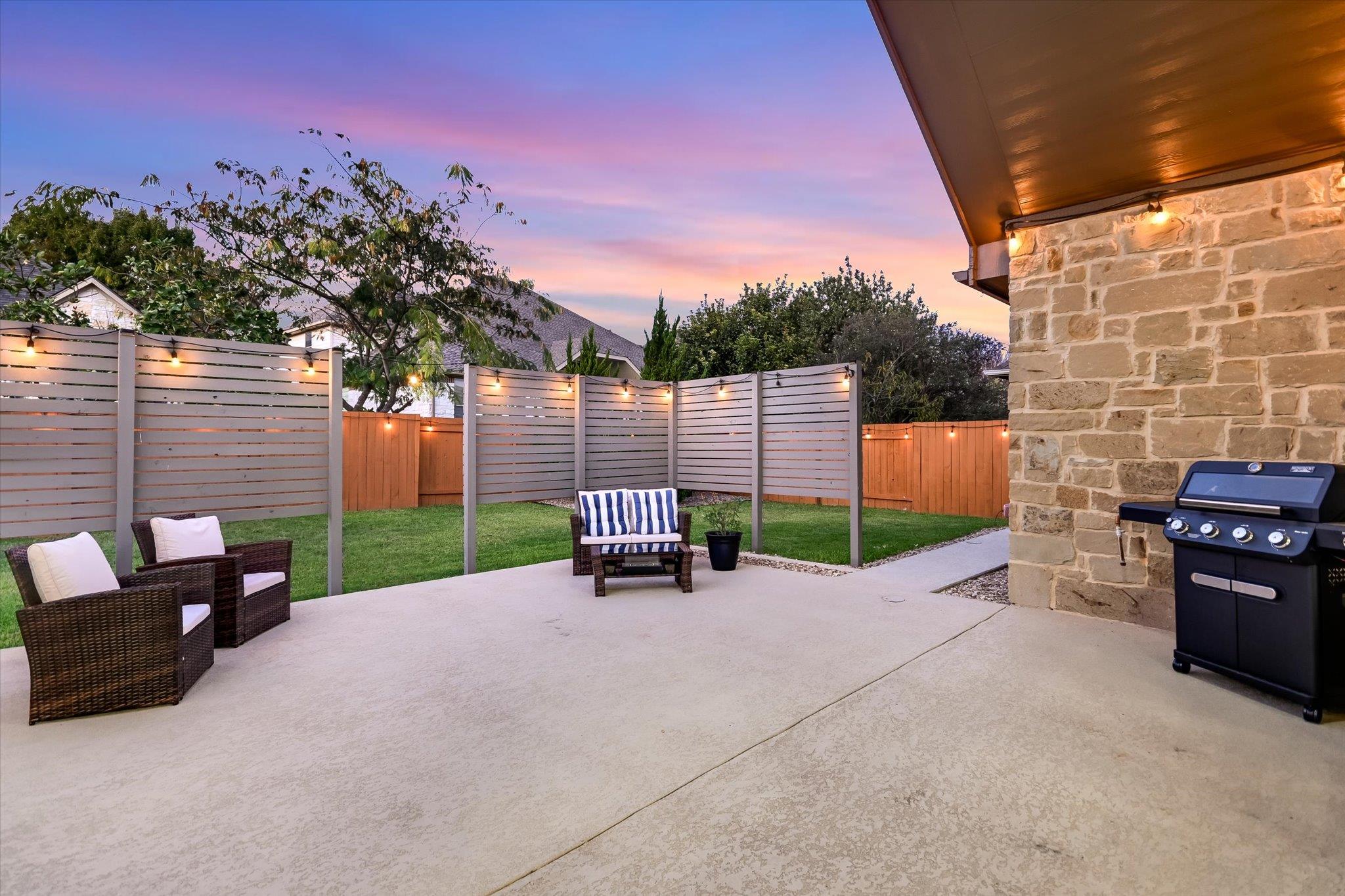 Image 28 of 34 For 1986 Canyon Sage Path