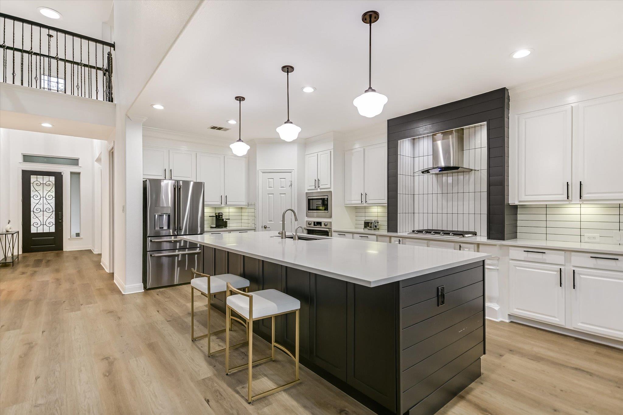 Image 7 of 34 For 1986 Canyon Sage Path