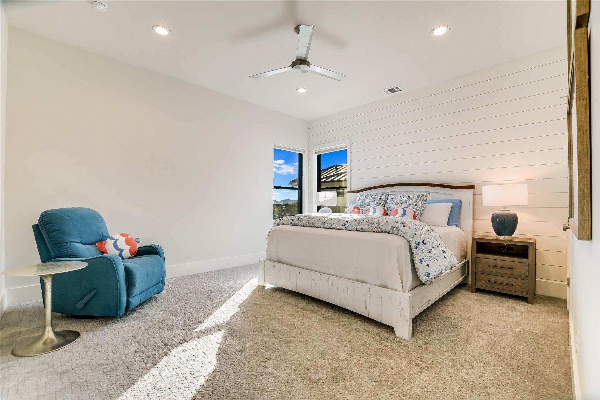 Image 24 of 40 For 209 Houdini Way