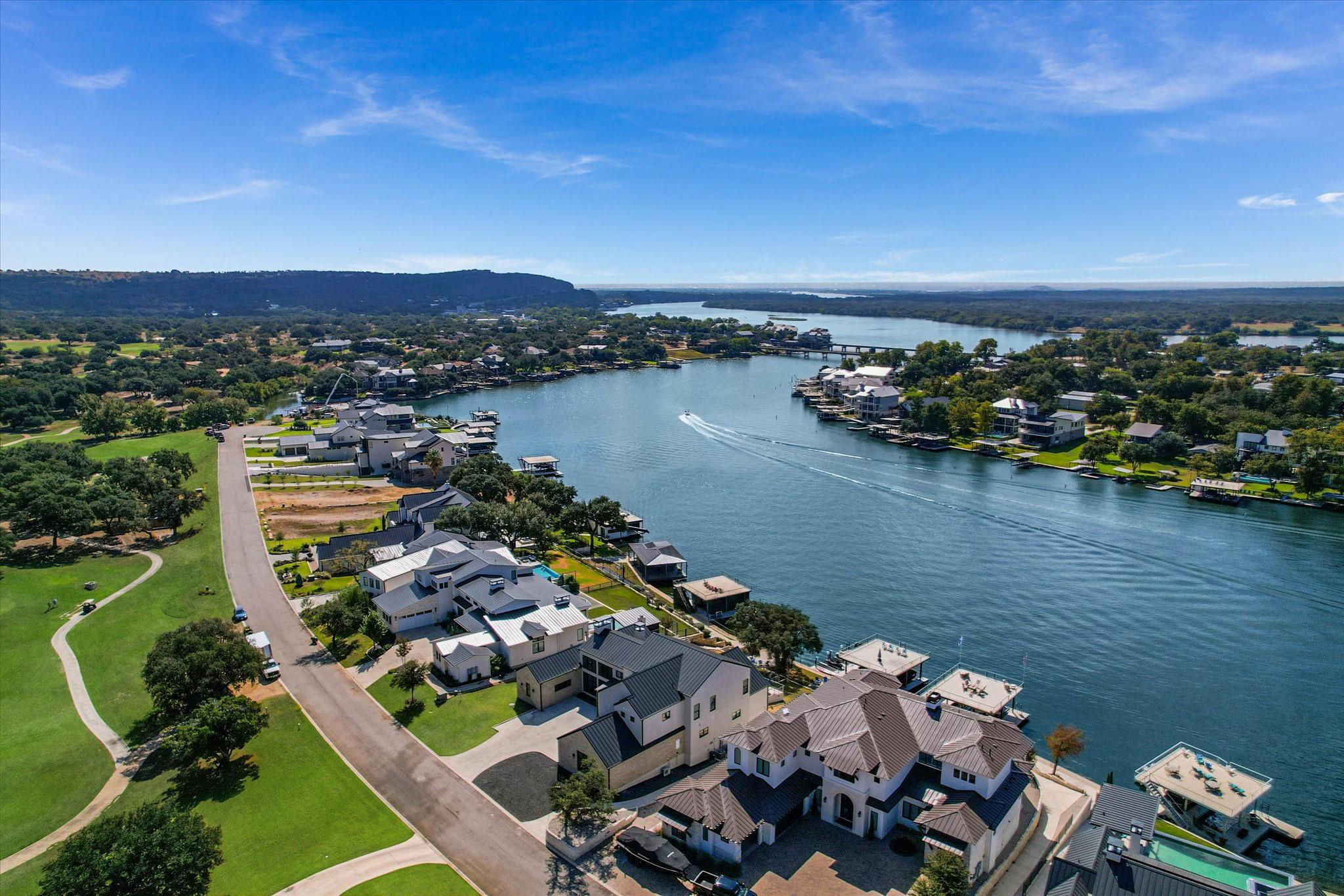 Image 40 of 40 For 209 Houdini Way