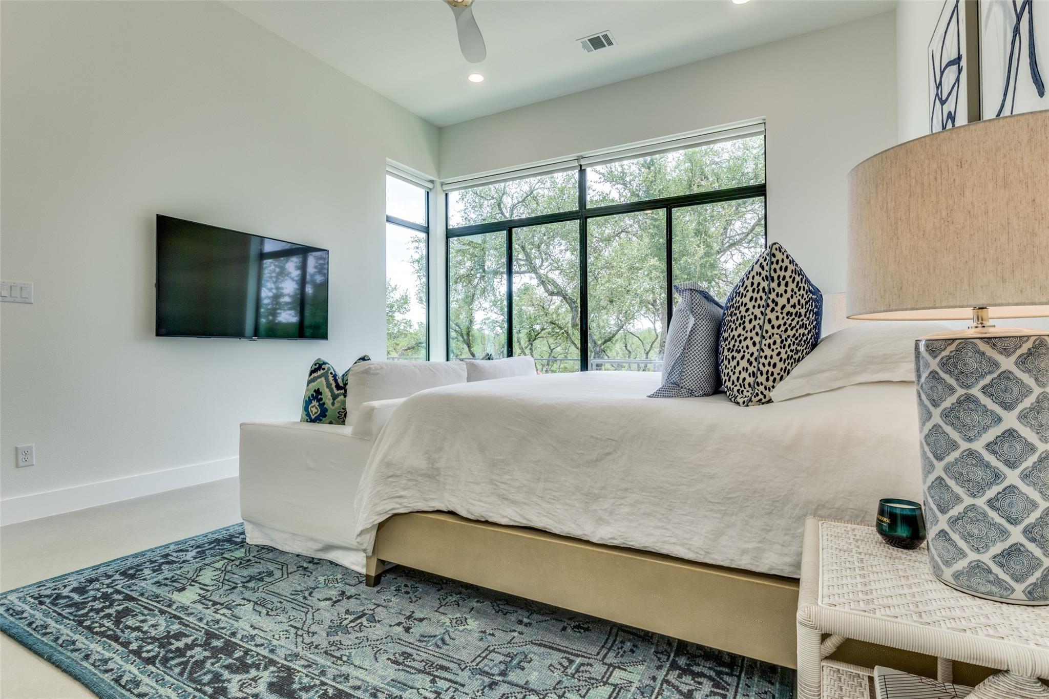 Image 18 of 40 For 1958 Paradise Pkwy