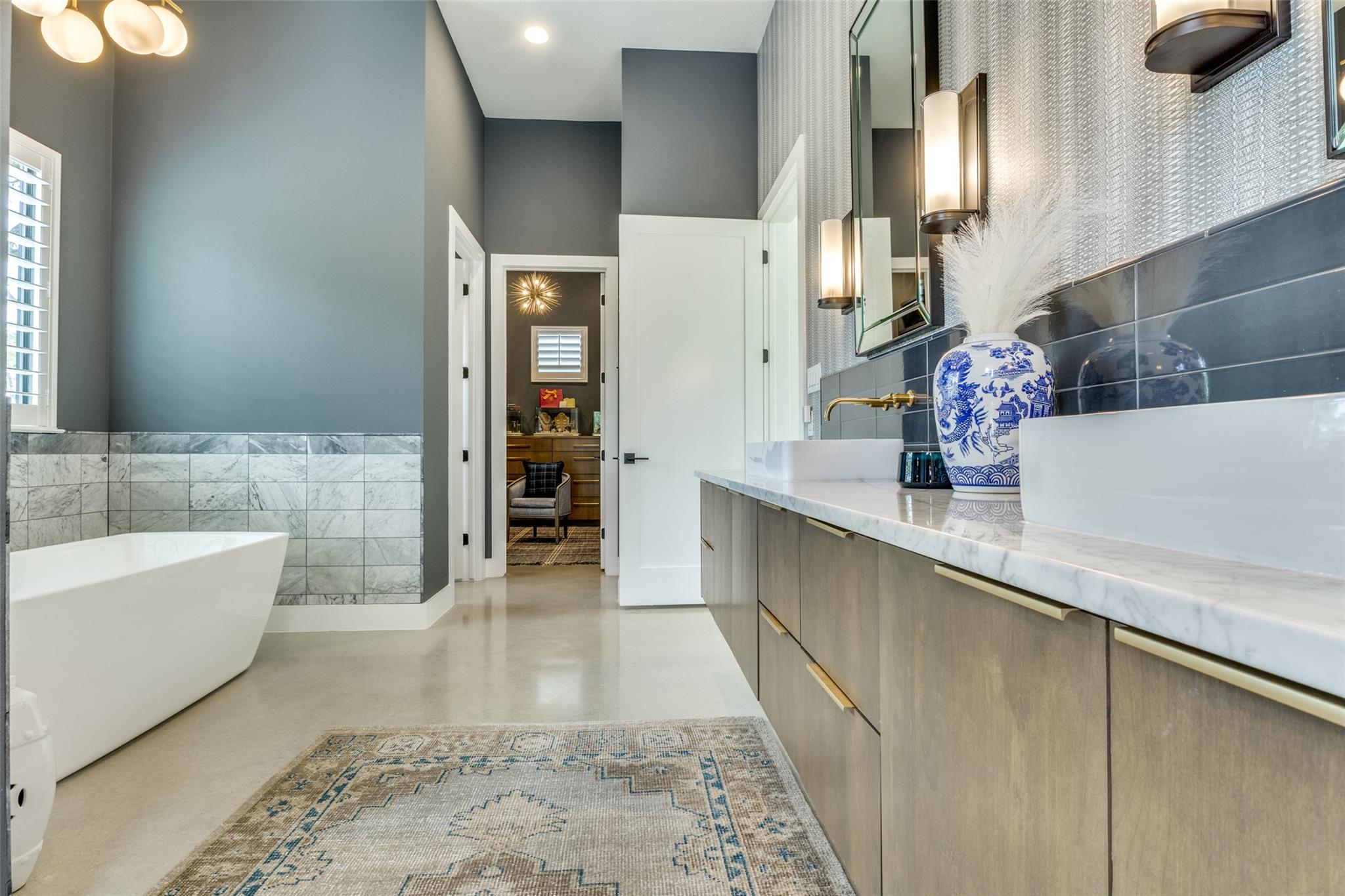 Image 20 of 40 For 1958 Paradise Pkwy