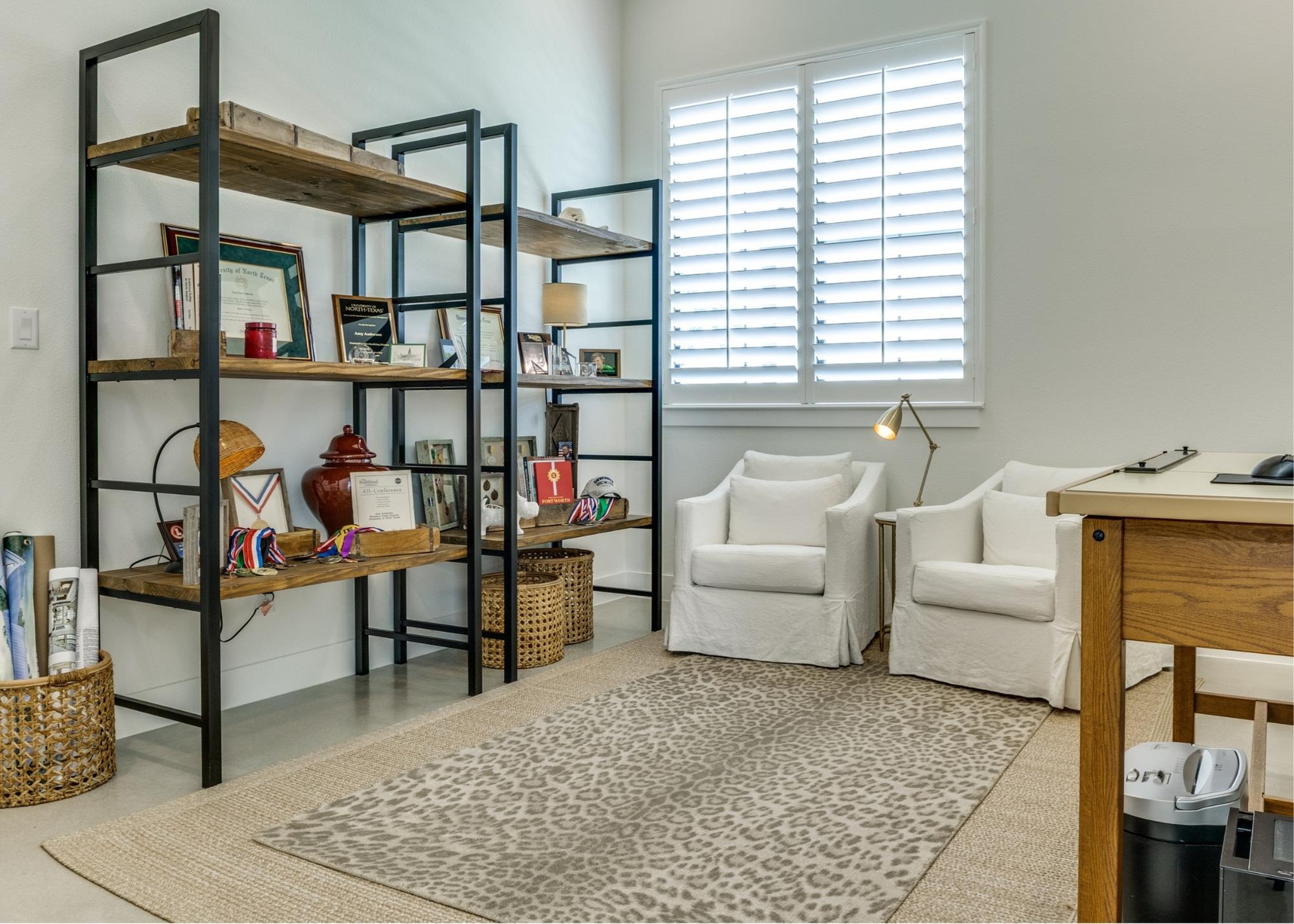 Image 28 of 40 For 1958 Paradise Pkwy