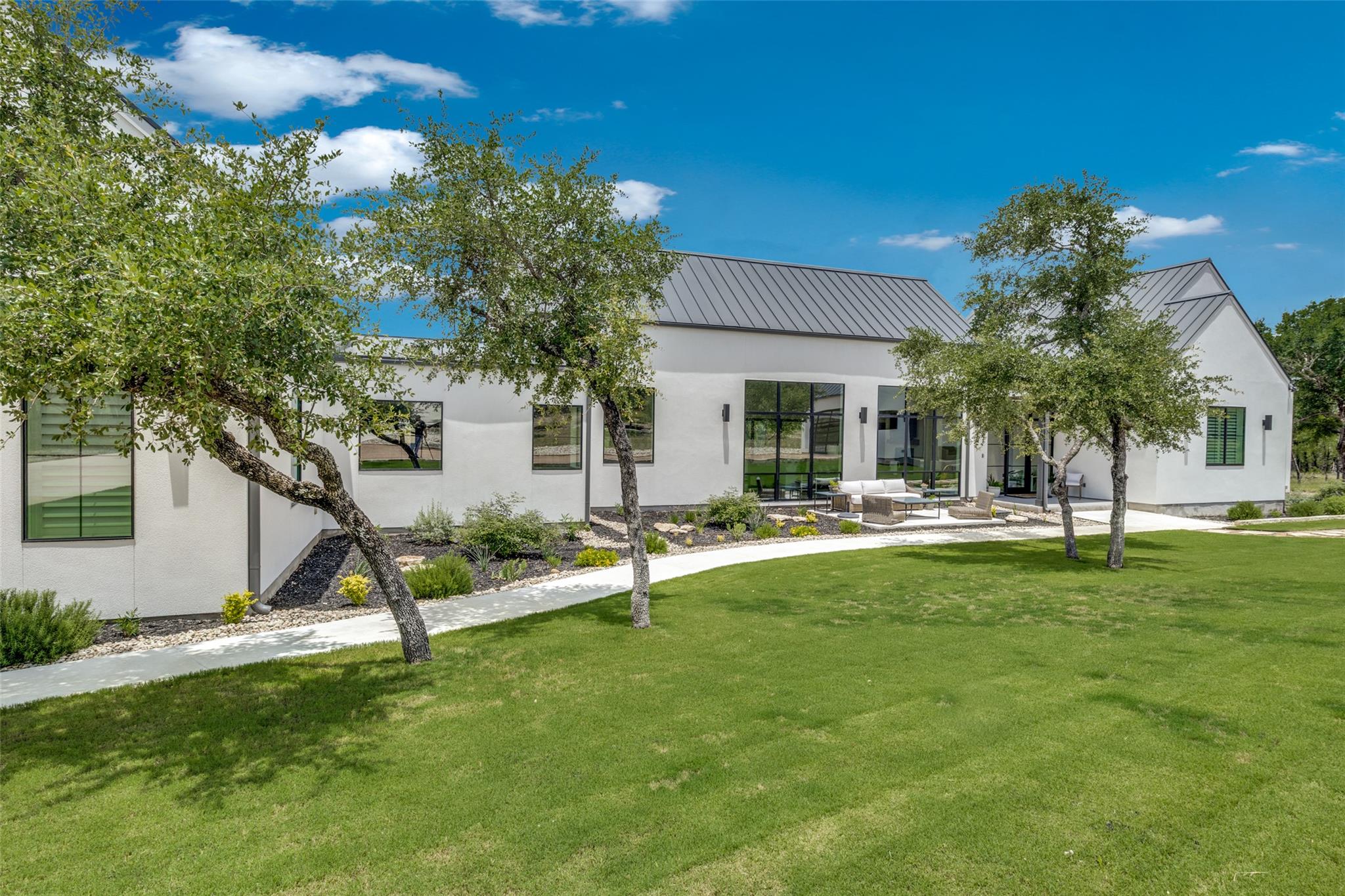 Image 35 of 40 For 1958 Paradise Pkwy