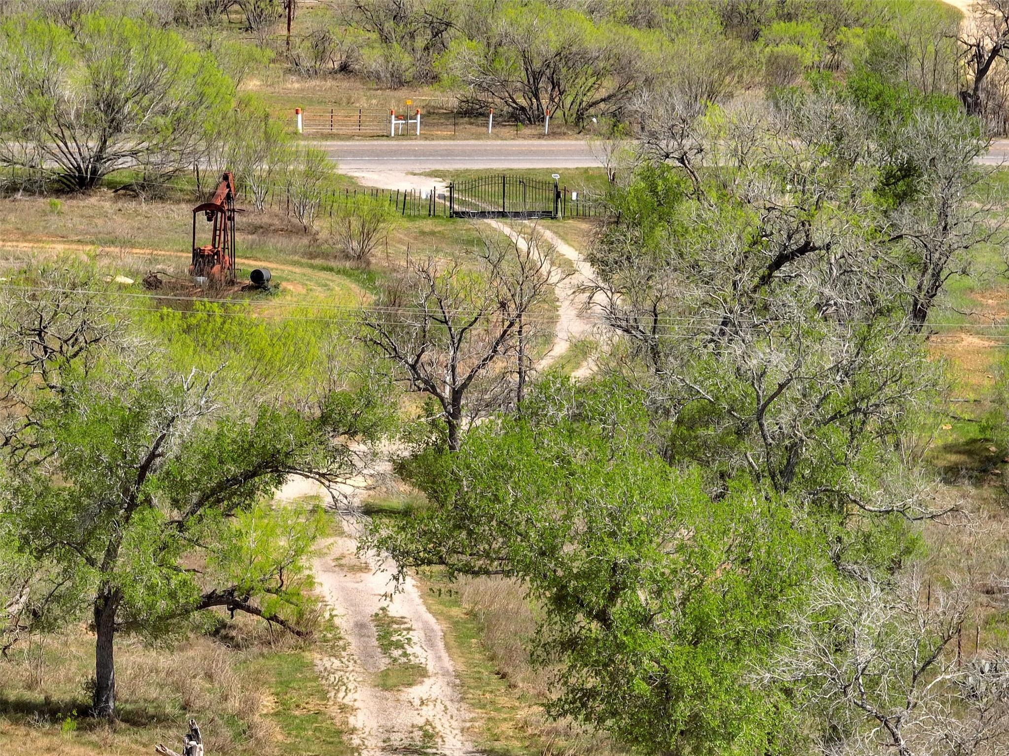 Image 8 of 40 For 11425 Us-90  