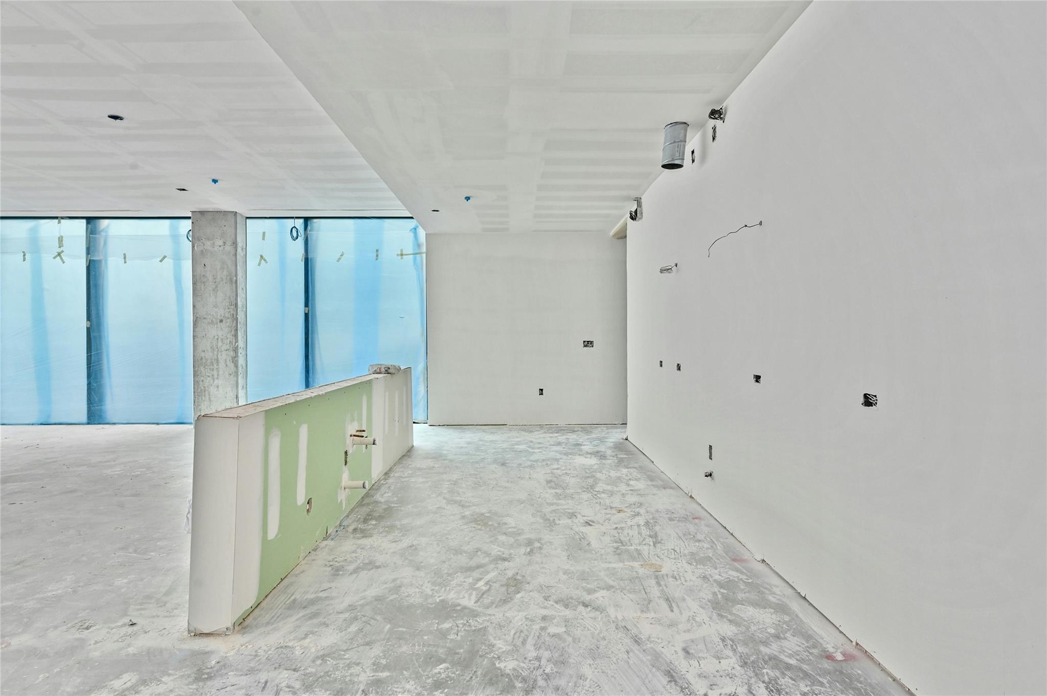 Image 14 of 40 For 1006 Baylor St 201