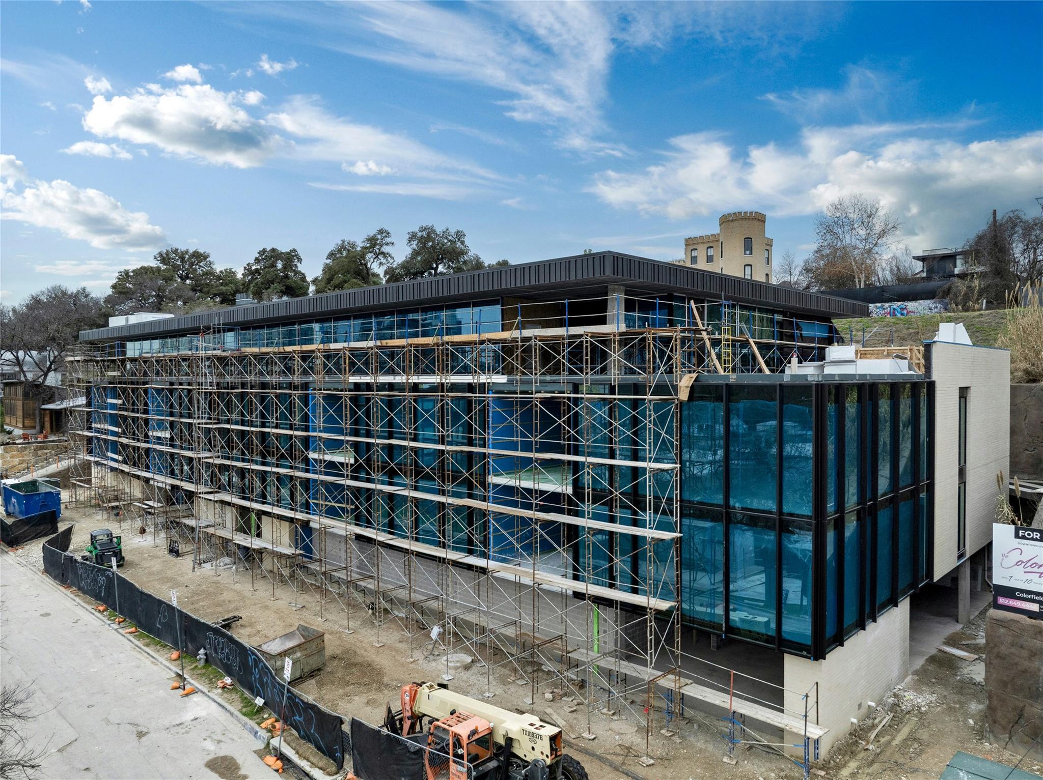 Image 20 of 40 For 1006 Baylor St 201