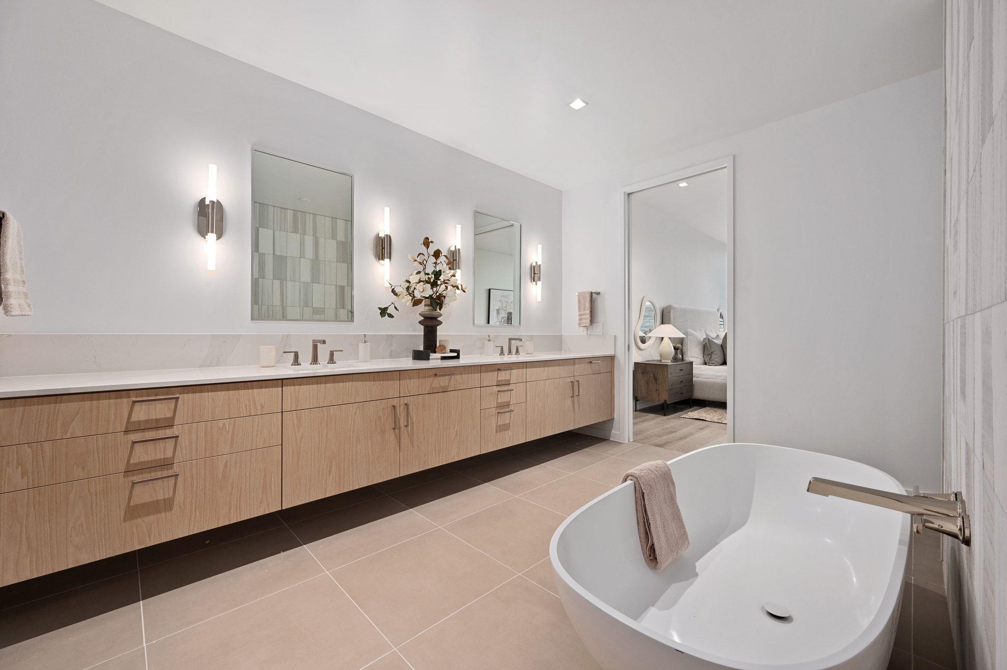 Image 28 of 40 For 1006 Baylor St 201