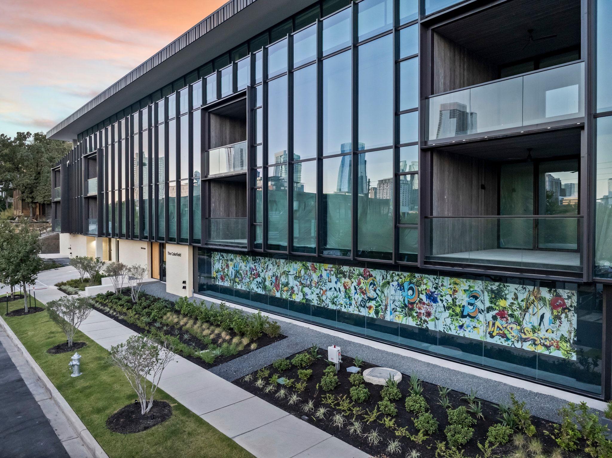 Image 39 of 40 For 1006 Baylor St 201