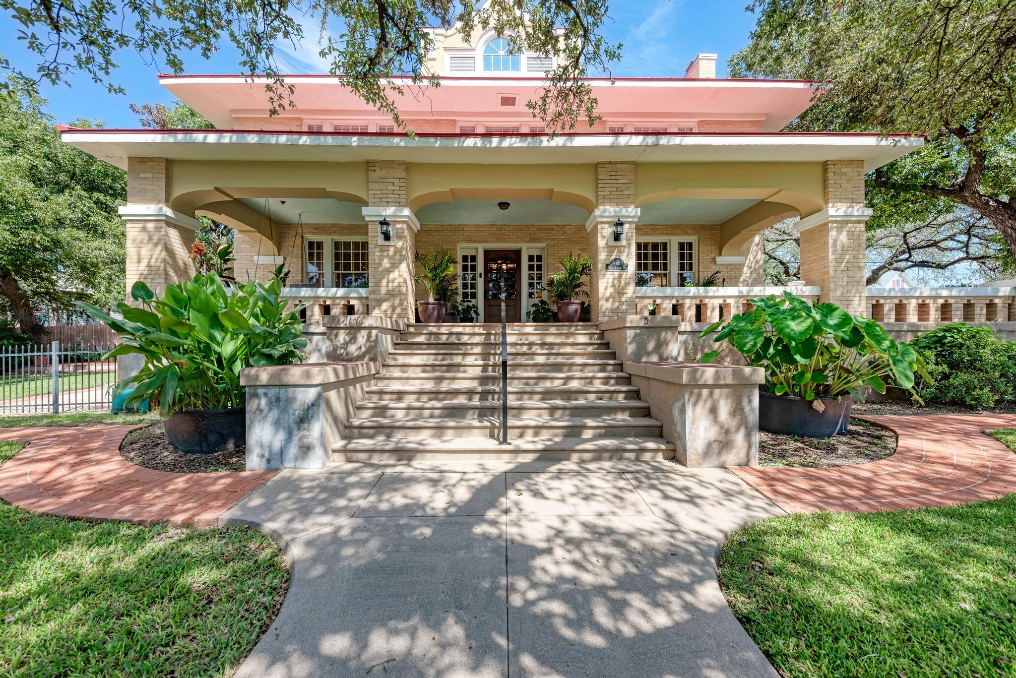 Details for 401 4th St , Lampasas, TX 76550