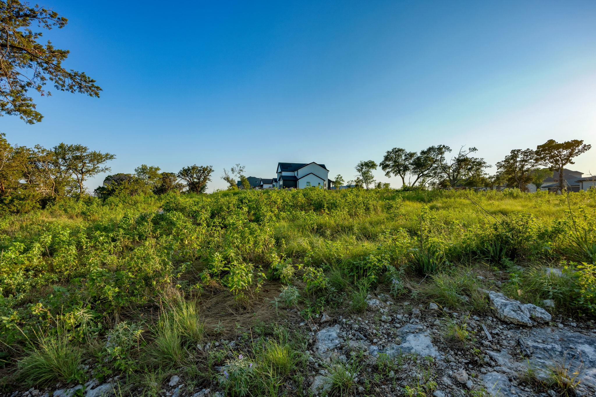 Image 26 of 39 For 10130 Waterview Cv