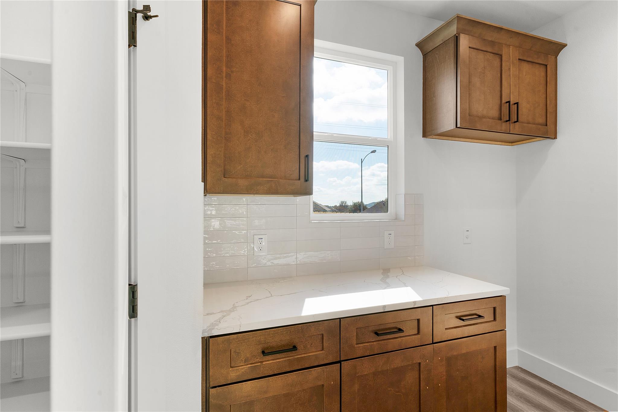 Image 6 of 34 For 107 Carmen Cv