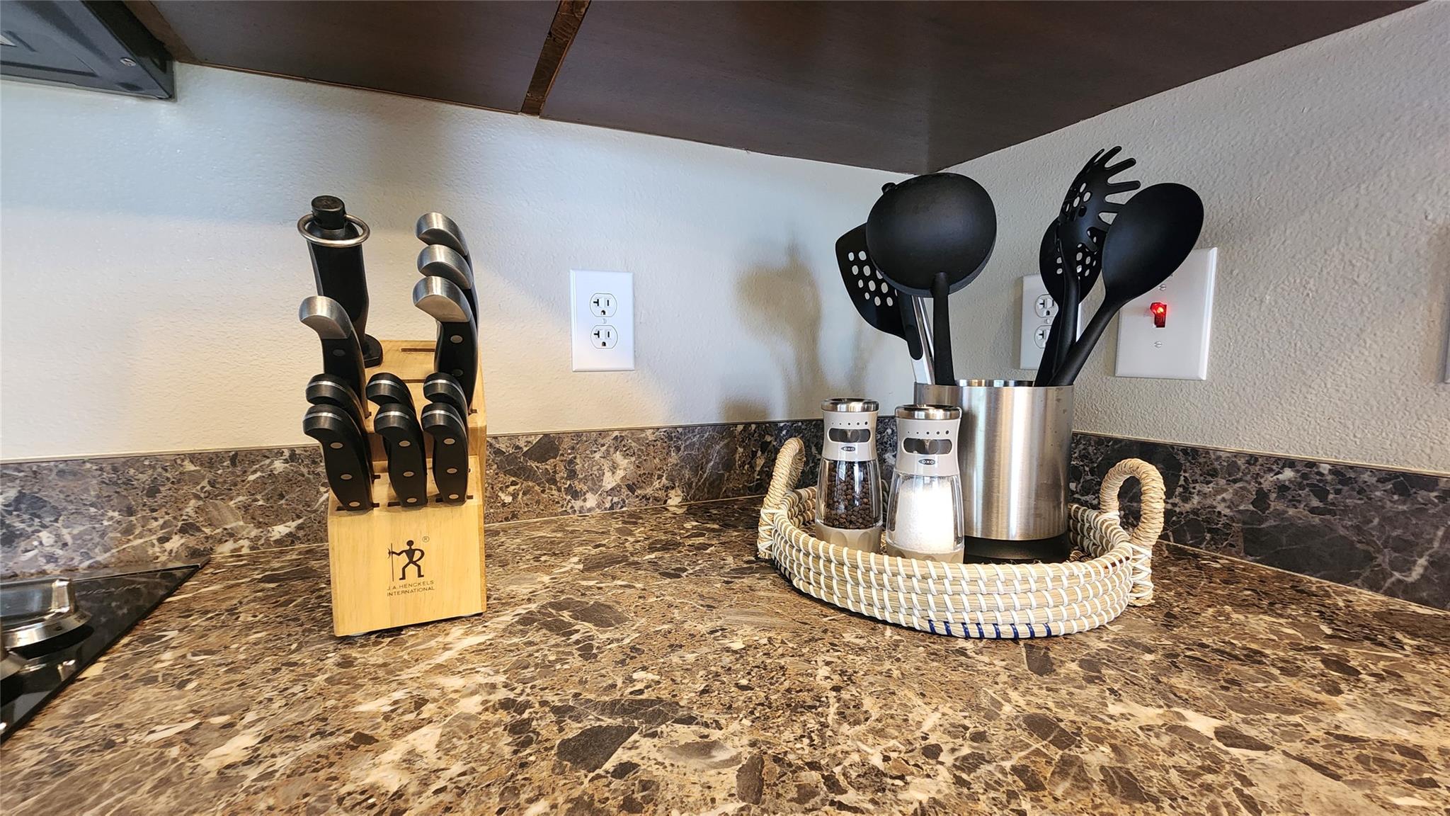 Image 11 of 20 For 300 Park Ave