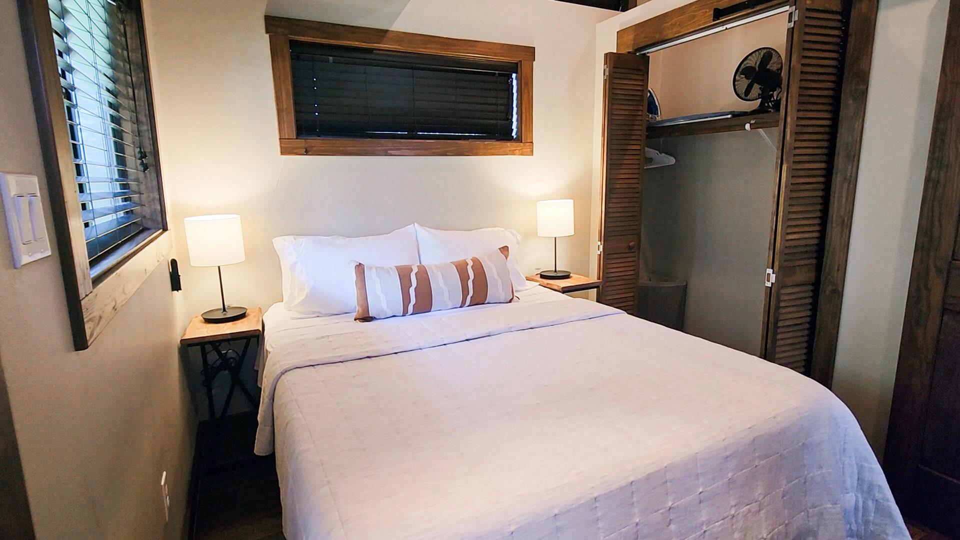 Image 13 of 20 For 300 Park Ave