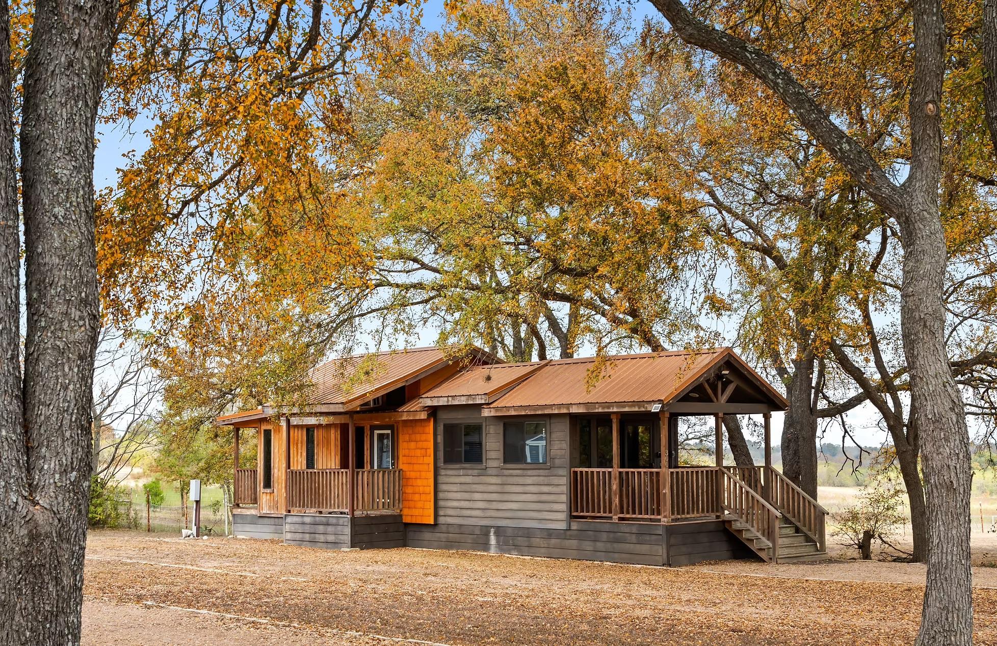 Image 2 of 20 For 300 Park Ave