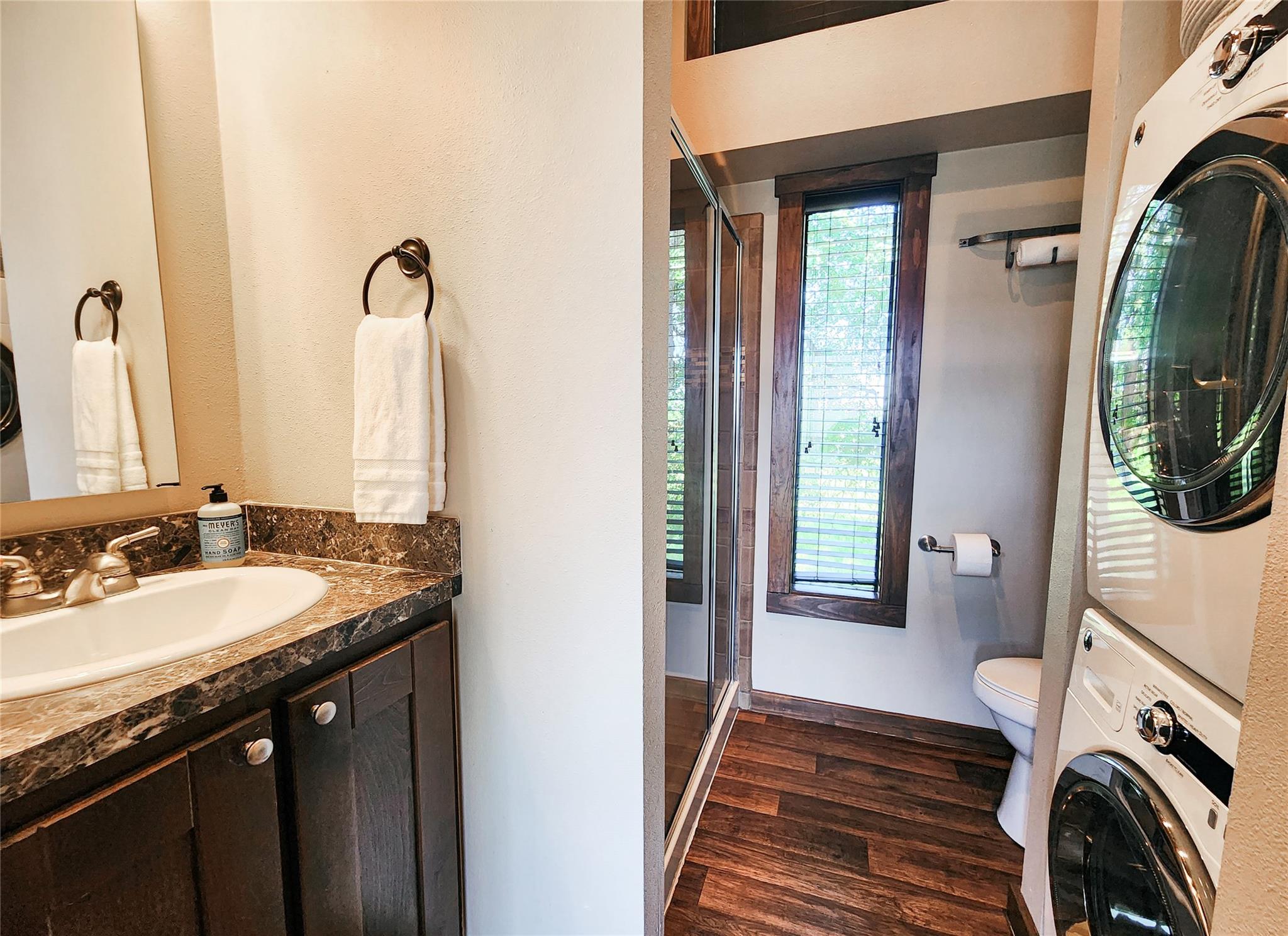 Image 20 of 20 For 300 Park Ave