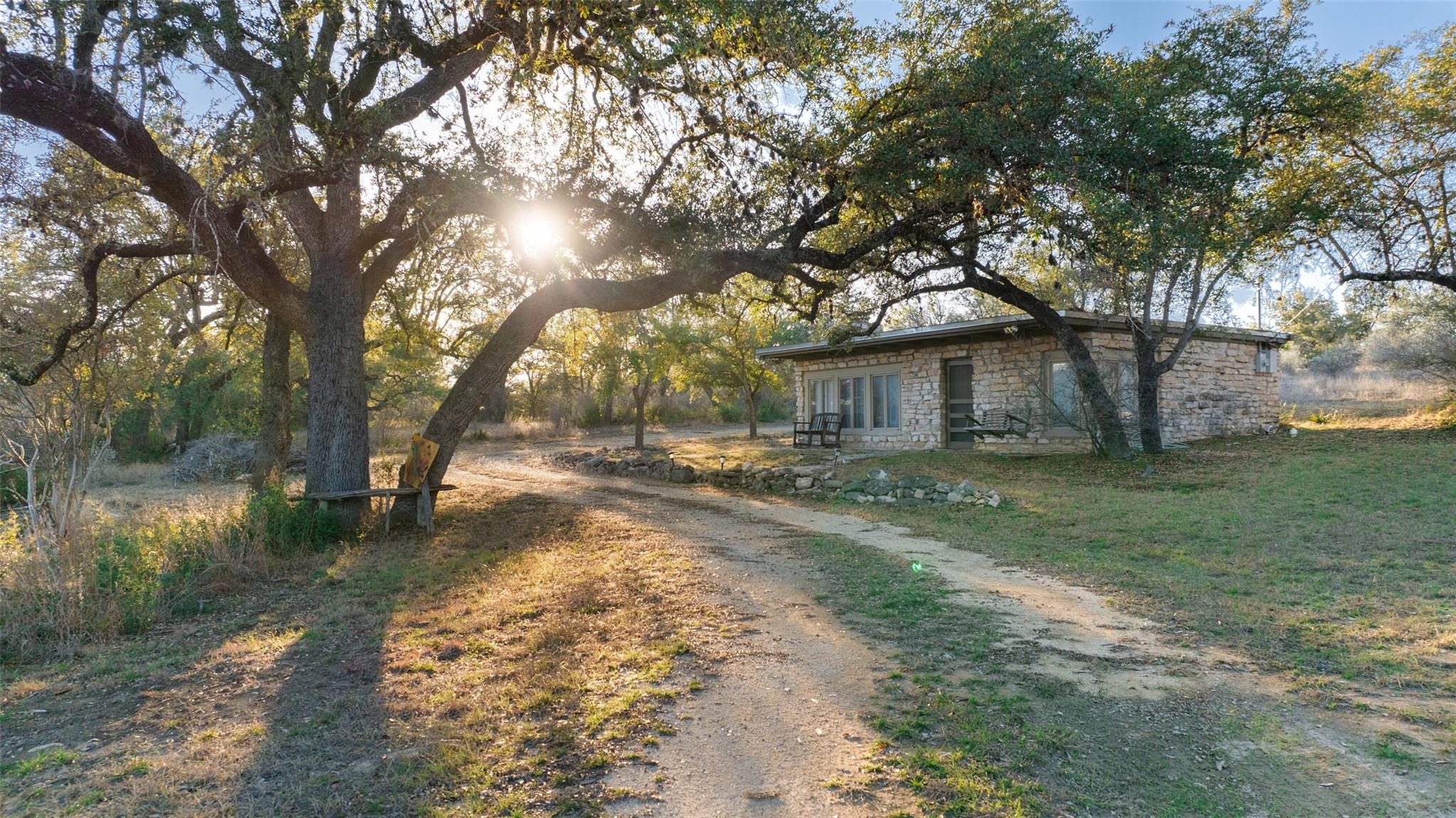 Image 23 of 25 For 00 Angel Light Dr Dr