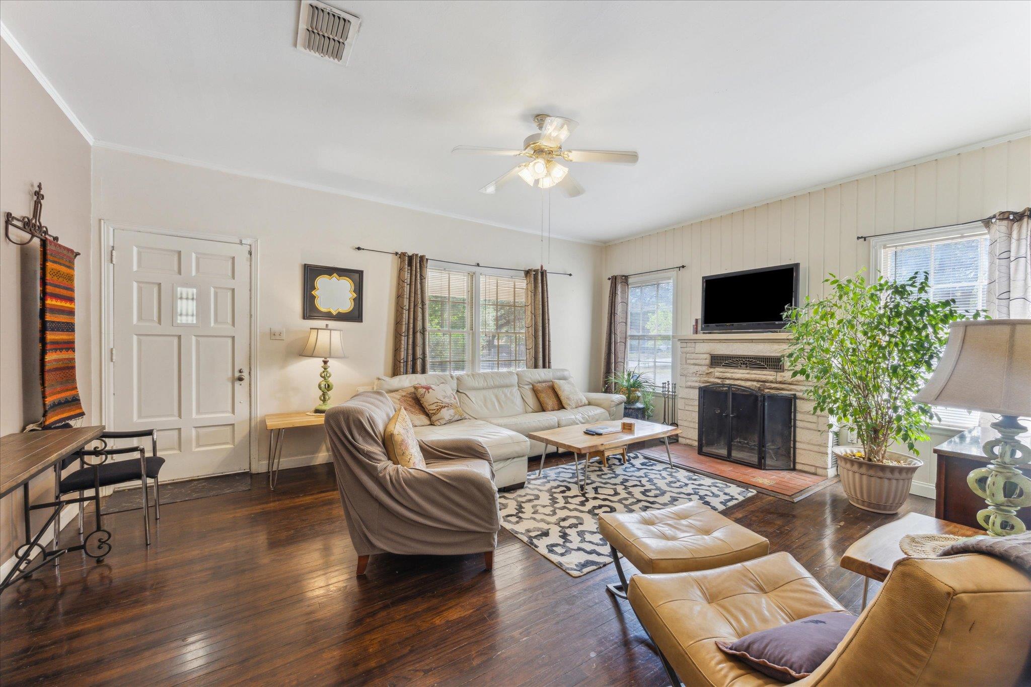 Image 4 of 23 For 500 North Bluff Dr