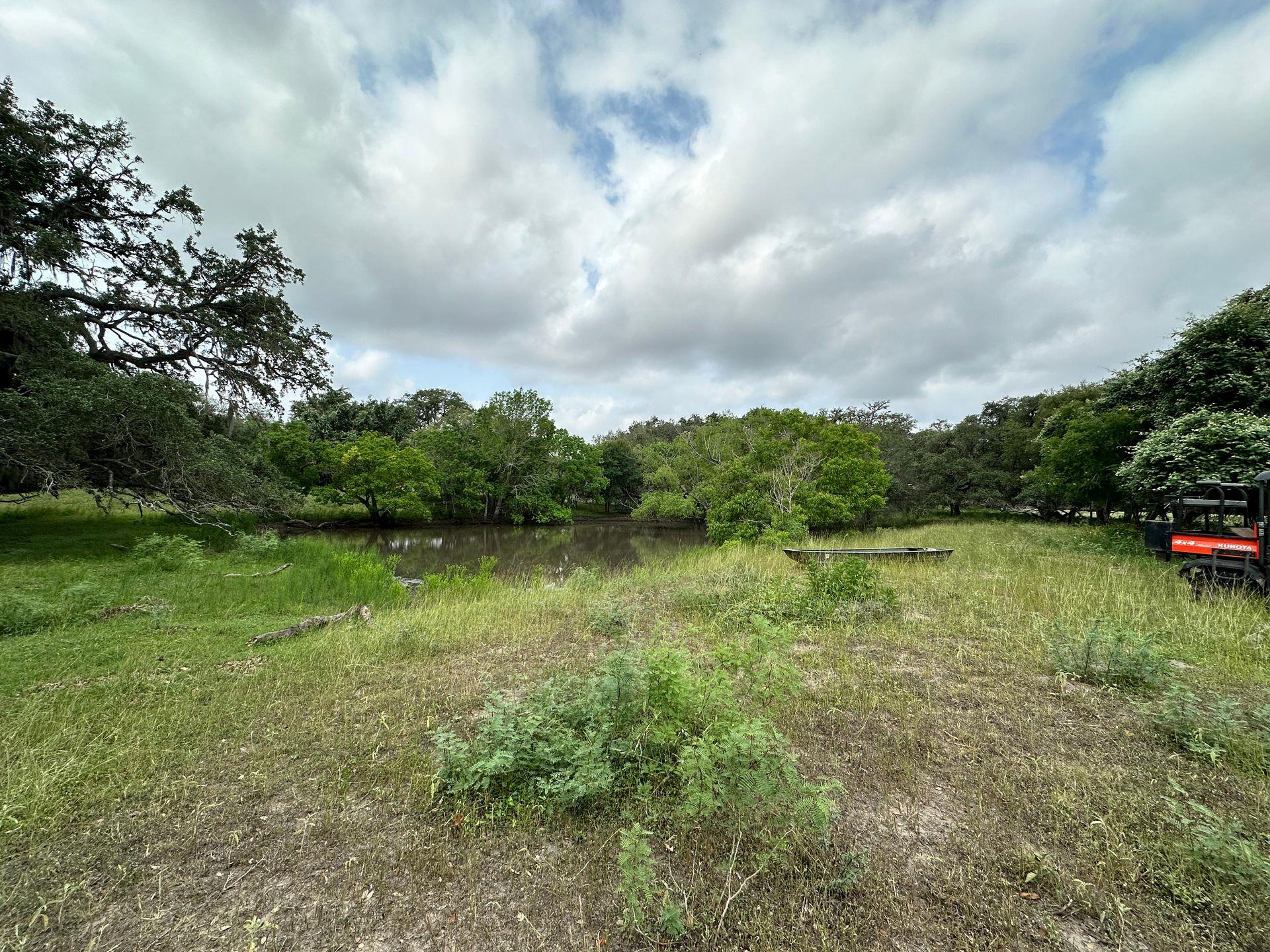 Image 10 of 32 For 305 Cr 305