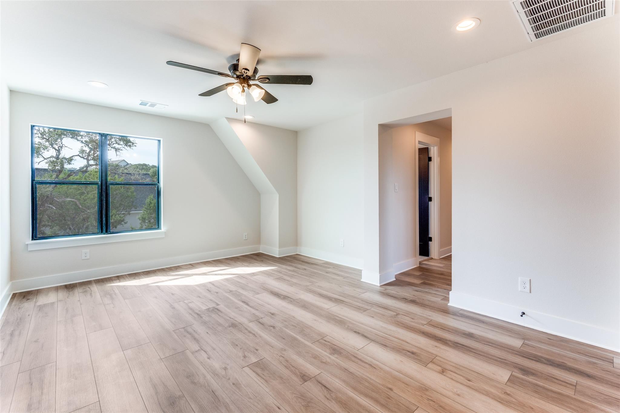 Image 10 of 36 For 166 Restless Wind