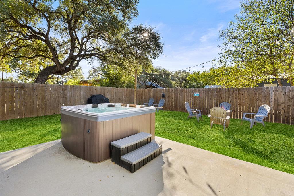 Image 31 of 37 For 102 Ranchview Dr