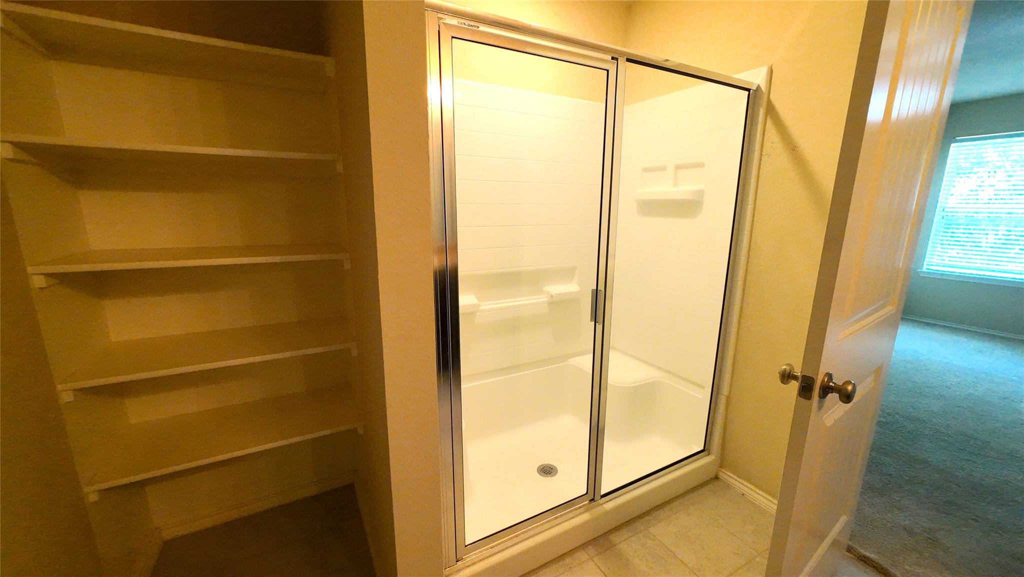 Image 14 of 20 For 1517 Birmingham Dr