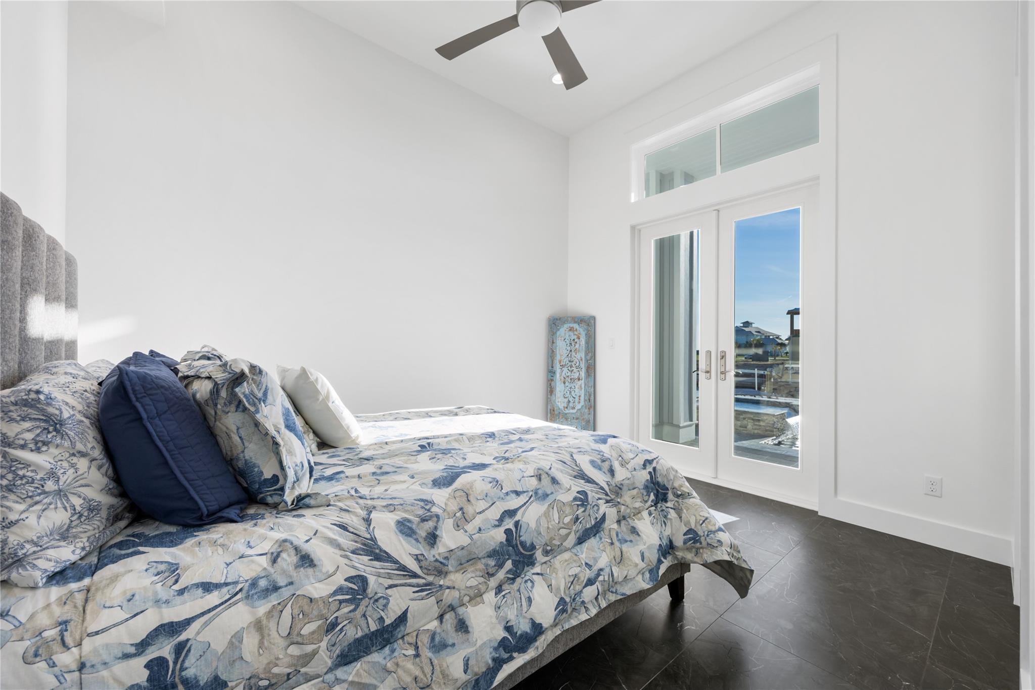 Image 27 of 40 For 305 Estes Dr