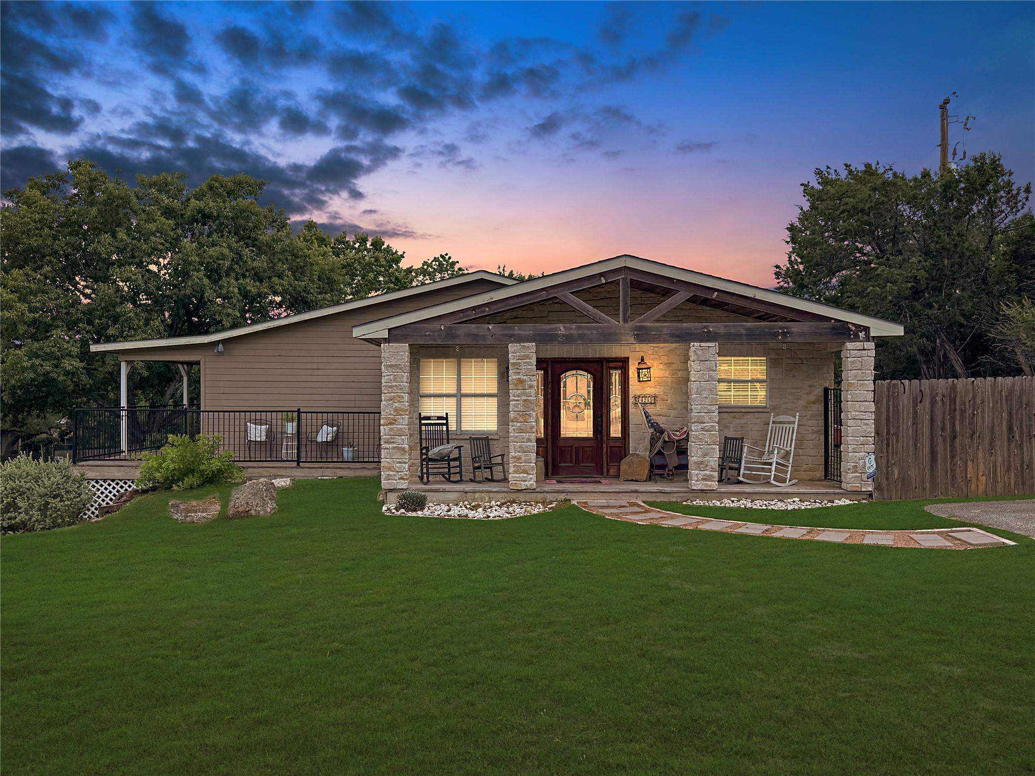 Details for 729 Trail Crest Dr, Canyon Lake, TX 78133