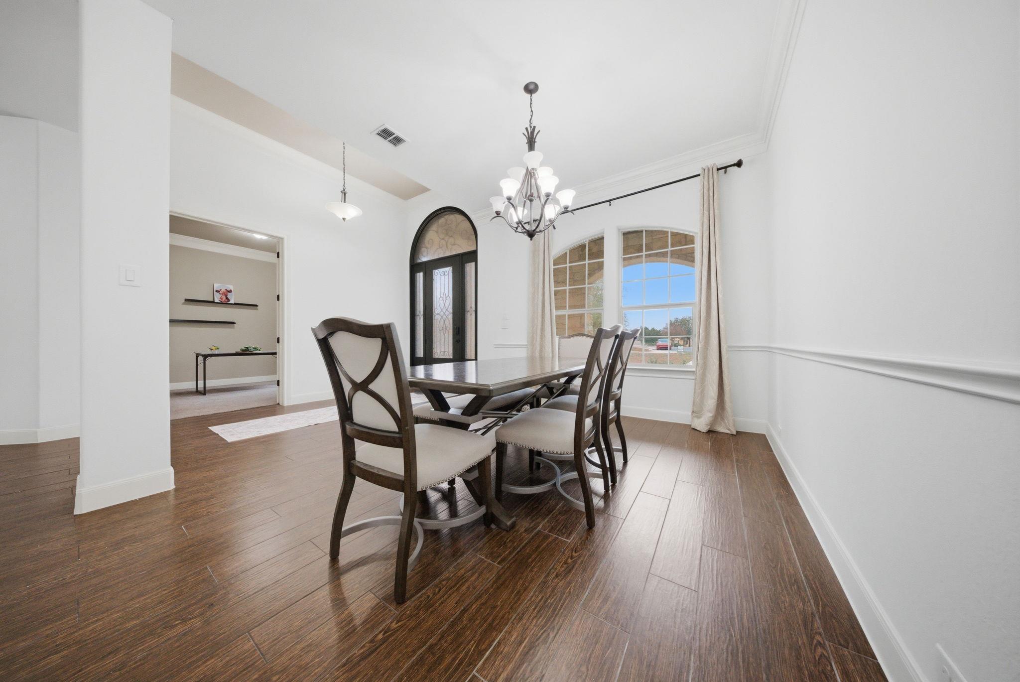 Image 12 of 21 For 728 Deer Run Way Way