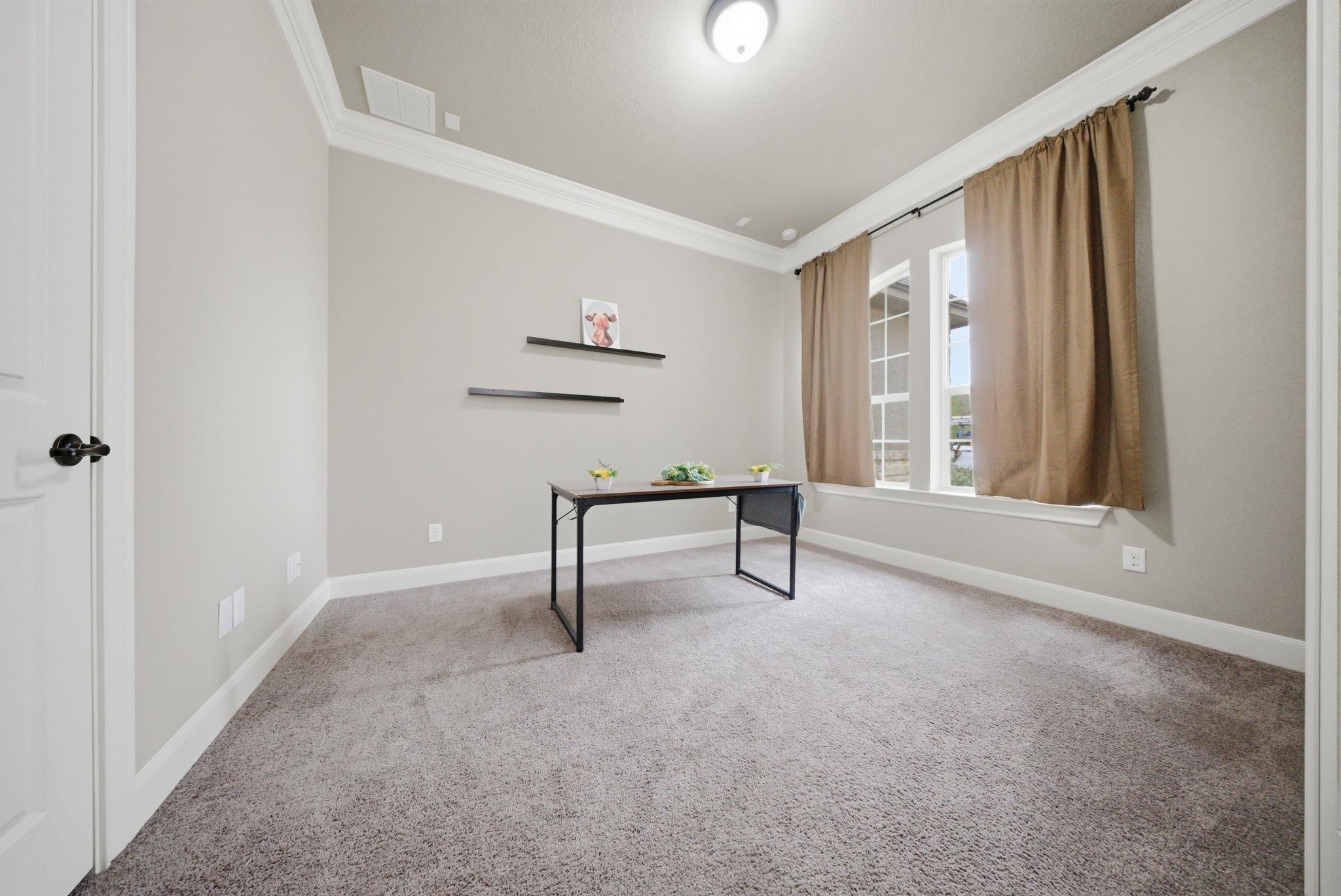 Image 13 of 21 For 728 Deer Run Way Way