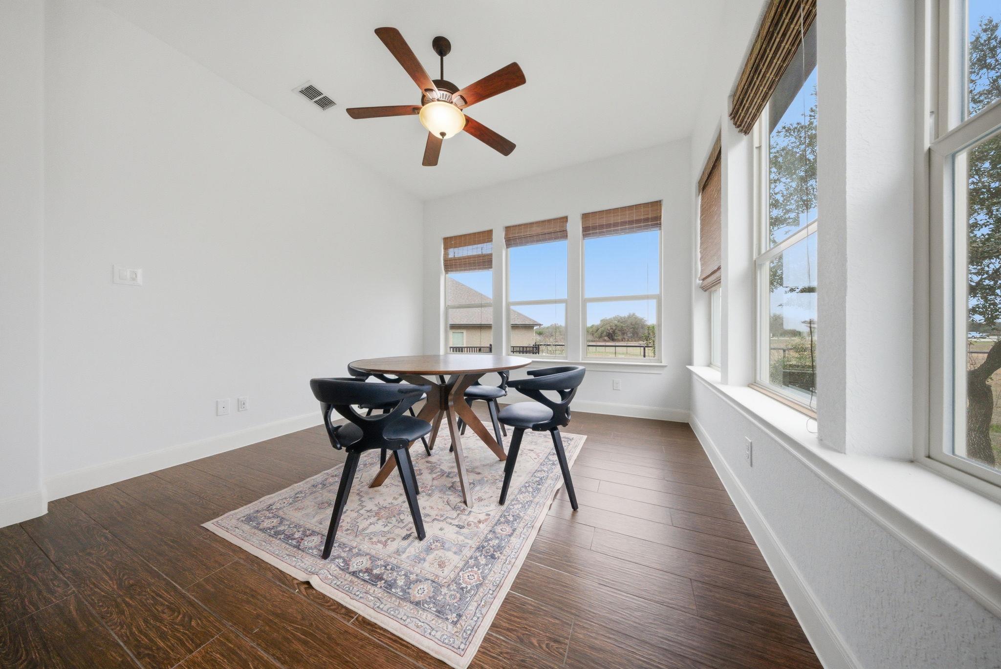 Image 16 of 21 For 728 Deer Run Way Way