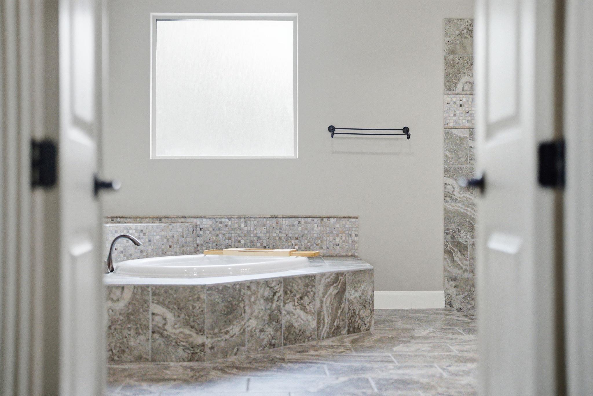 Image 7 of 21 For 728 Deer Run Way Way