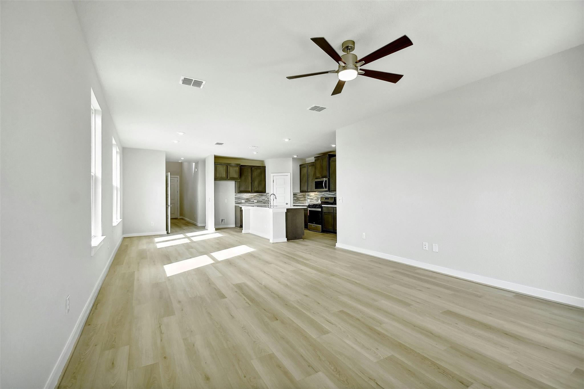 Image 8 of 26 For 1592 Estelea Grv
