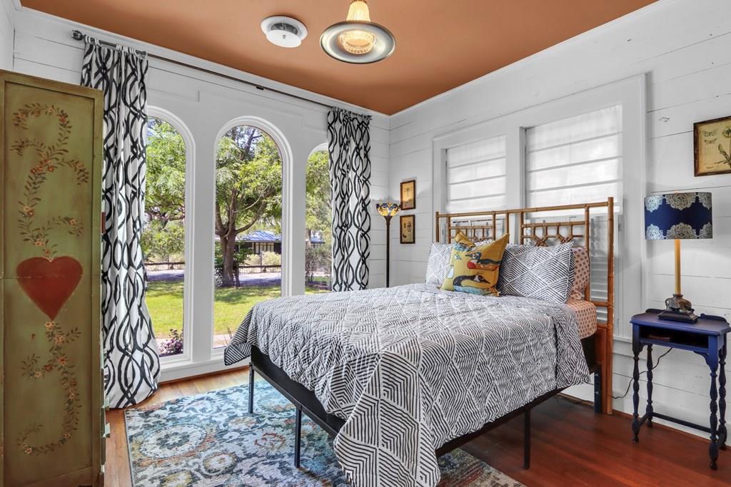 Image 14 of 34 For 129 Evergreen