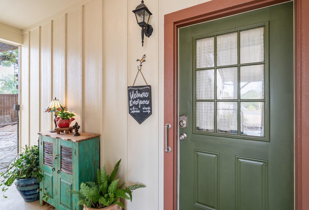 Image 16 of 34 For 129 Evergreen