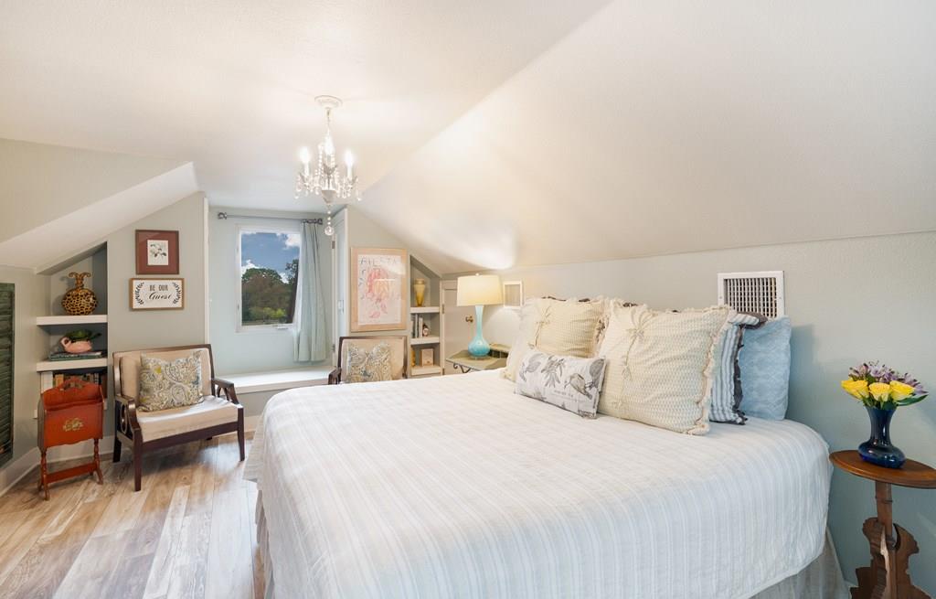 Image 25 of 34 For 129 Evergreen