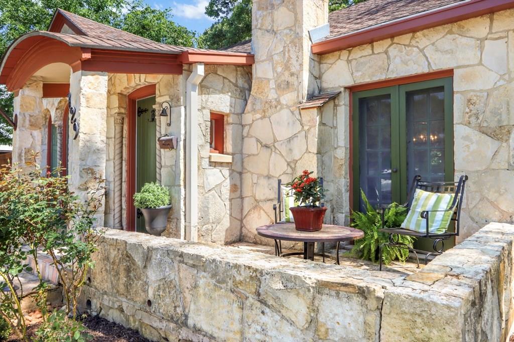 Image 33 of 34 For 129 Evergreen