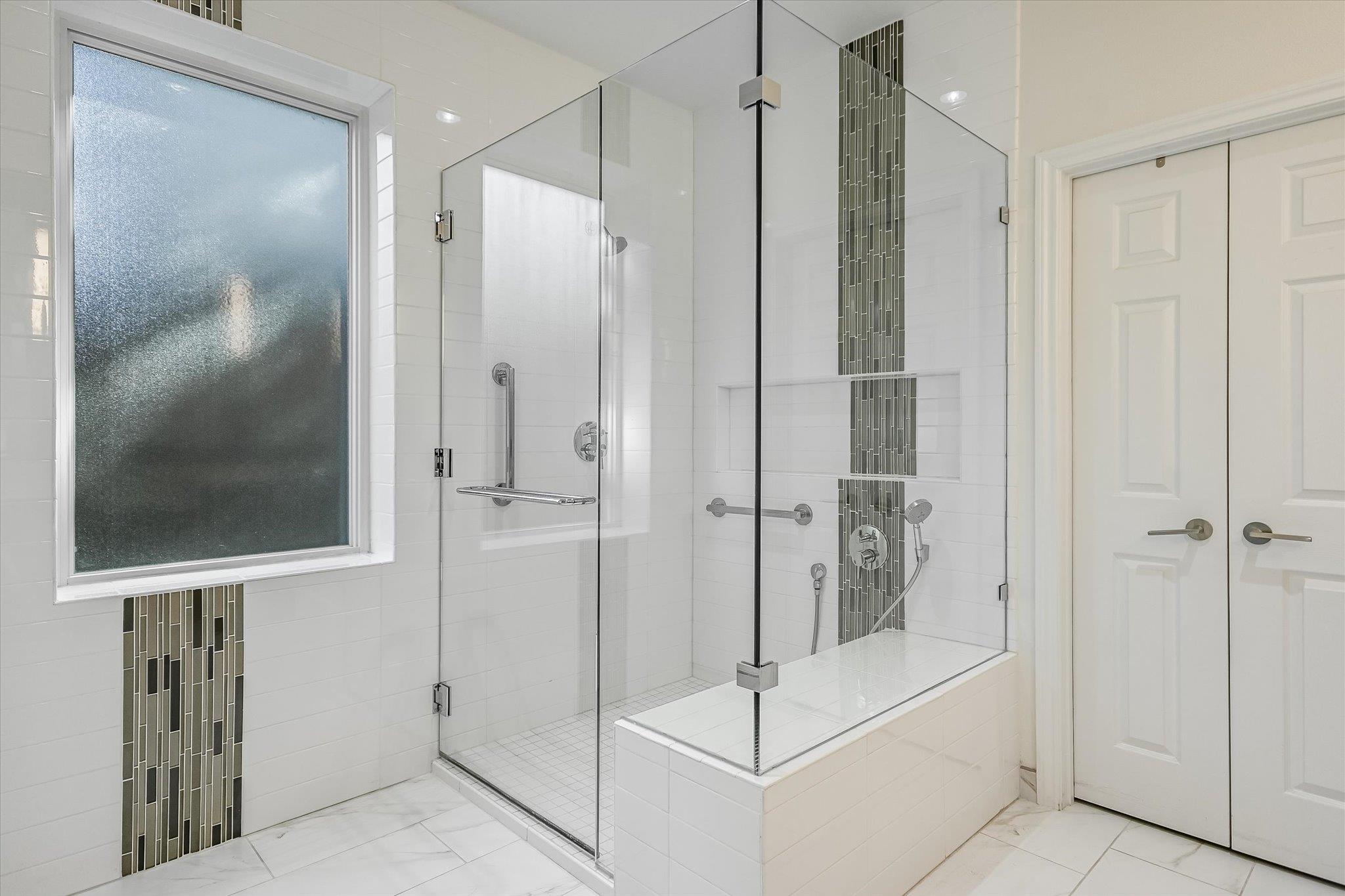 Image 23 of 40 For 7901 Jester Blvd