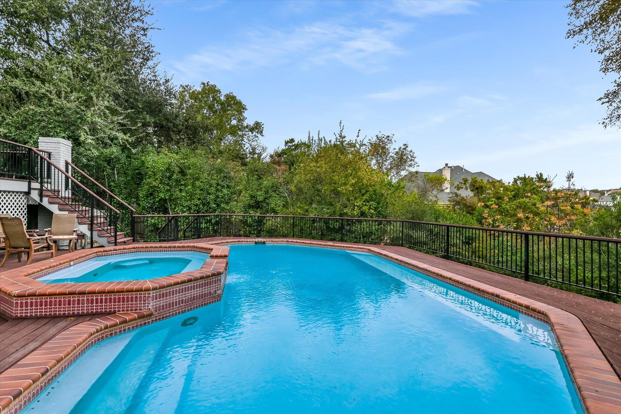 Image 3 of 40 For 7901 Jester Blvd