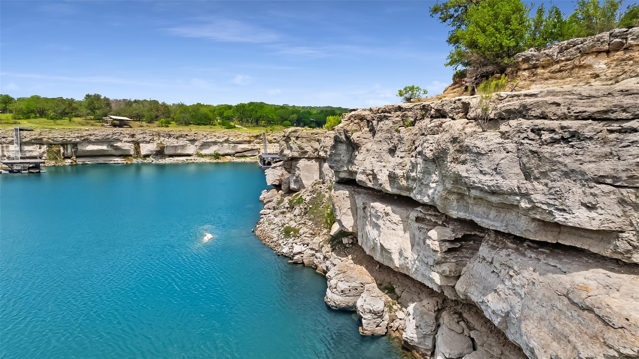 Image 12 of 26 For 19813 & 19817 Lakehurst Loop