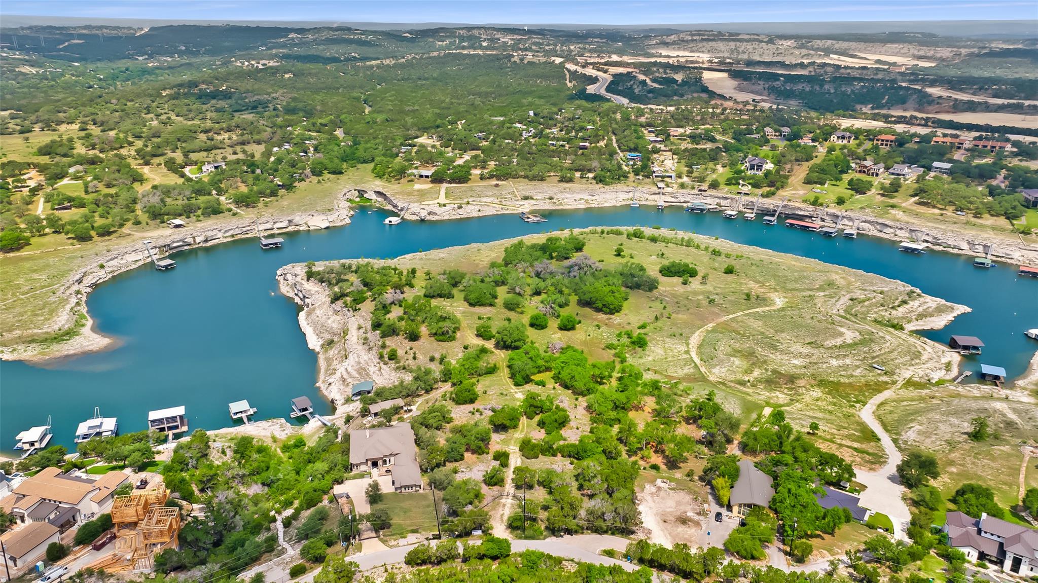 Image 5 of 26 For 19813 & 19817 Lakehurst Loop