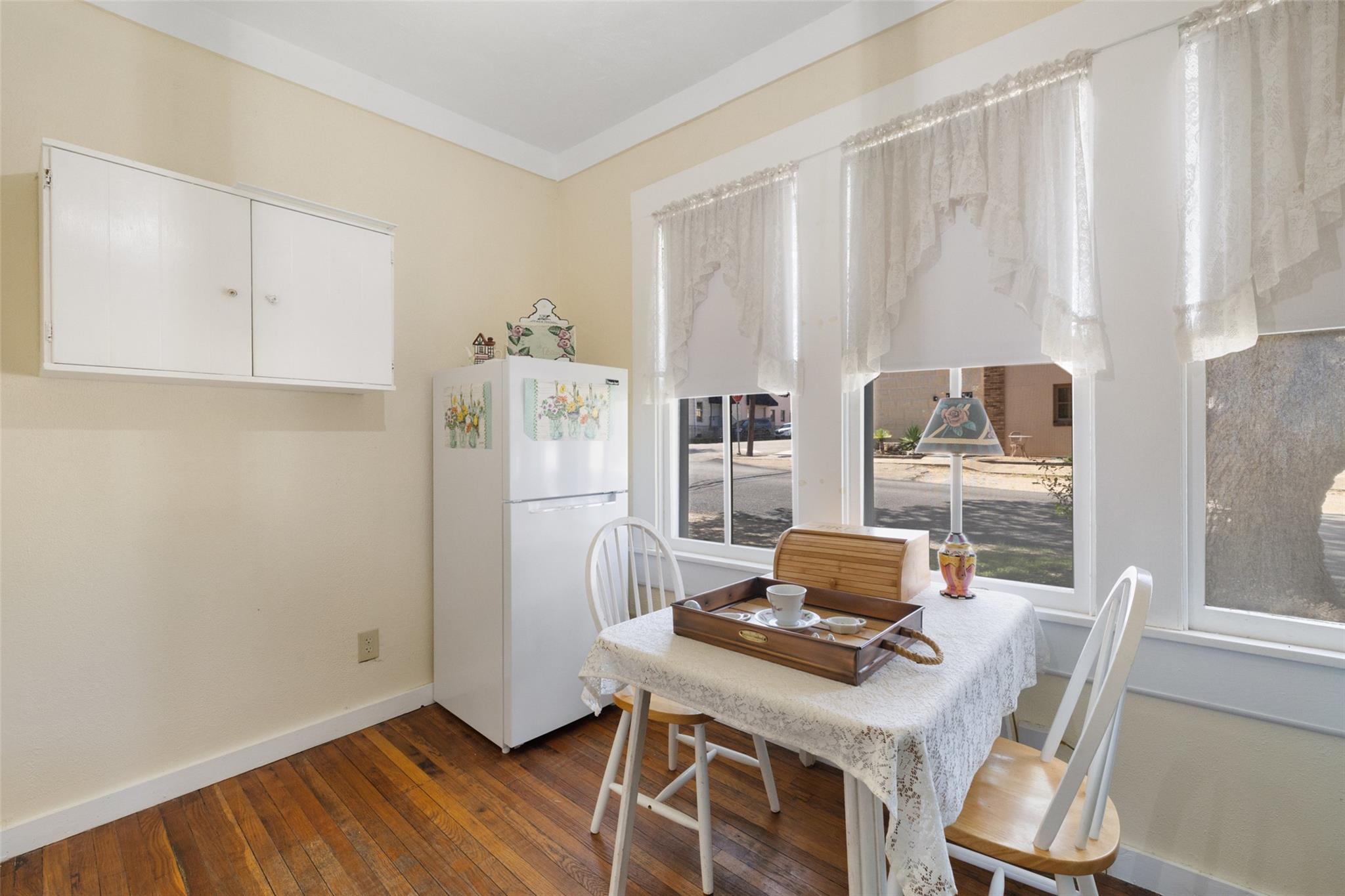 Image 18 of 35 For 201 Nugent Ave