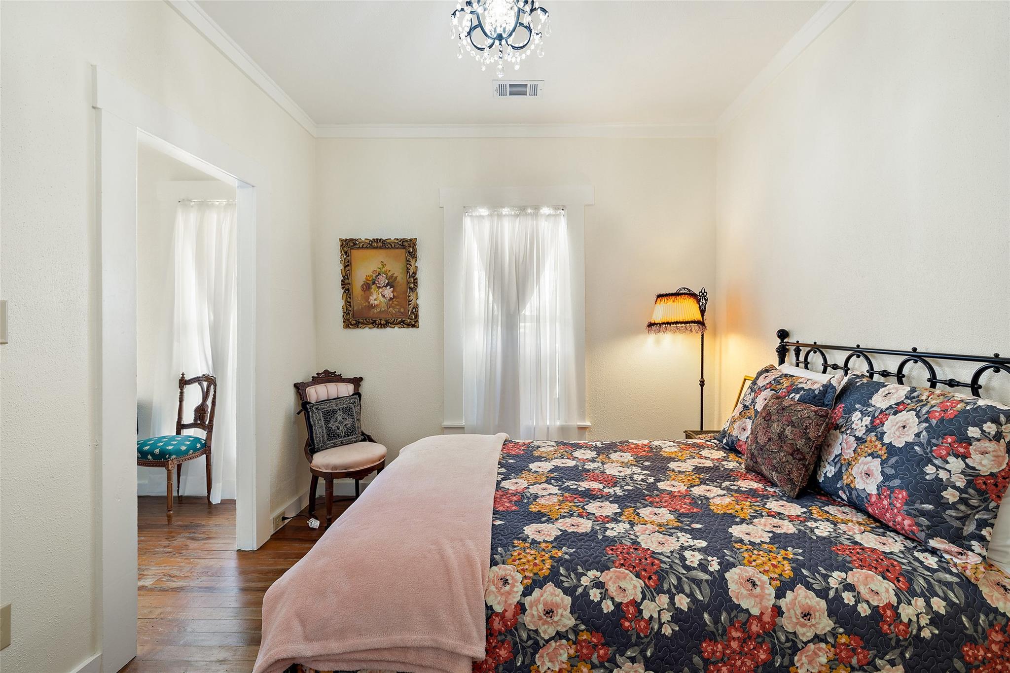 Image 23 of 35 For 201 Nugent Ave