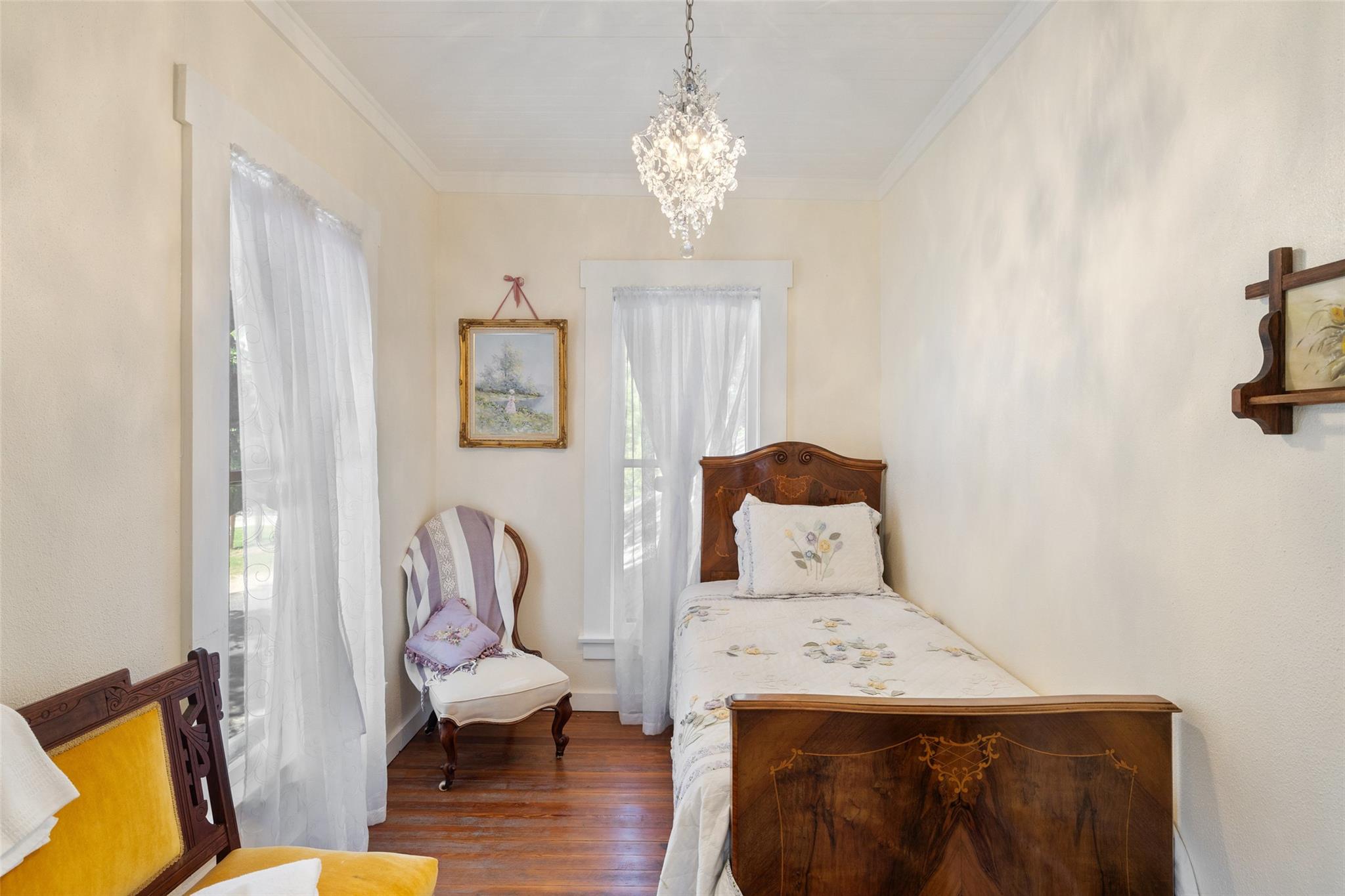 Image 27 of 35 For 201 Nugent Ave