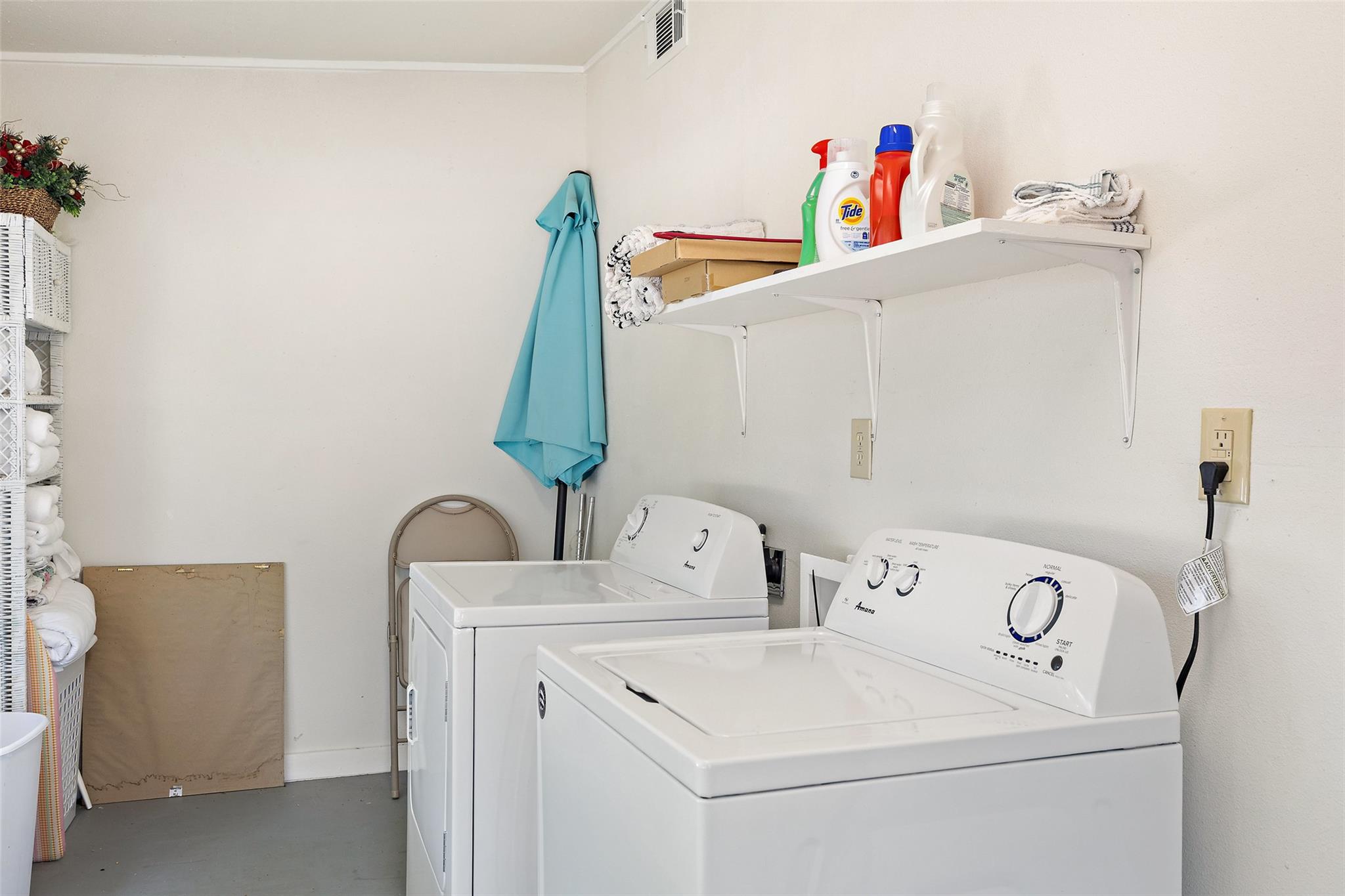 Image 32 of 35 For 201 Nugent Ave