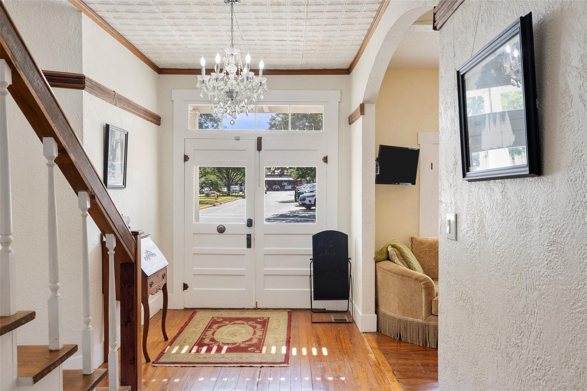 Image 4 of 35 For 201 Nugent Ave