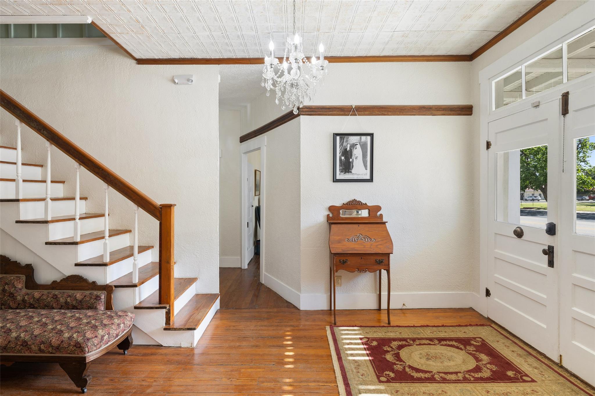 Image 5 of 35 For 201 Nugent Ave