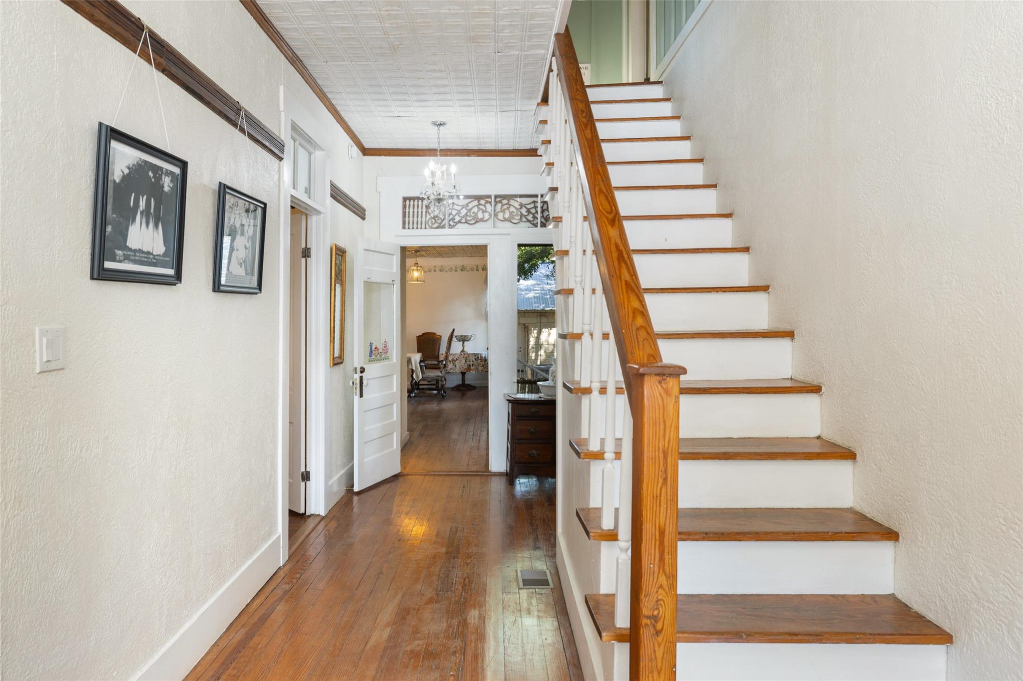 Image 8 of 35 For 201 Nugent Ave