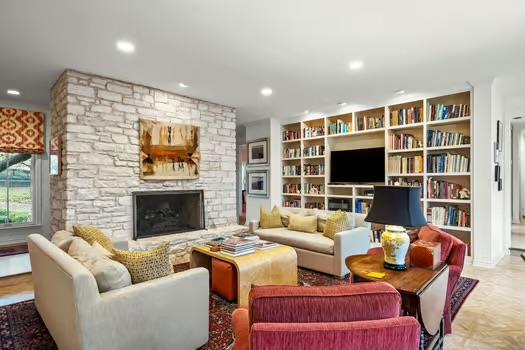 Image 8 of 38 For 311 Ridgewood Rd