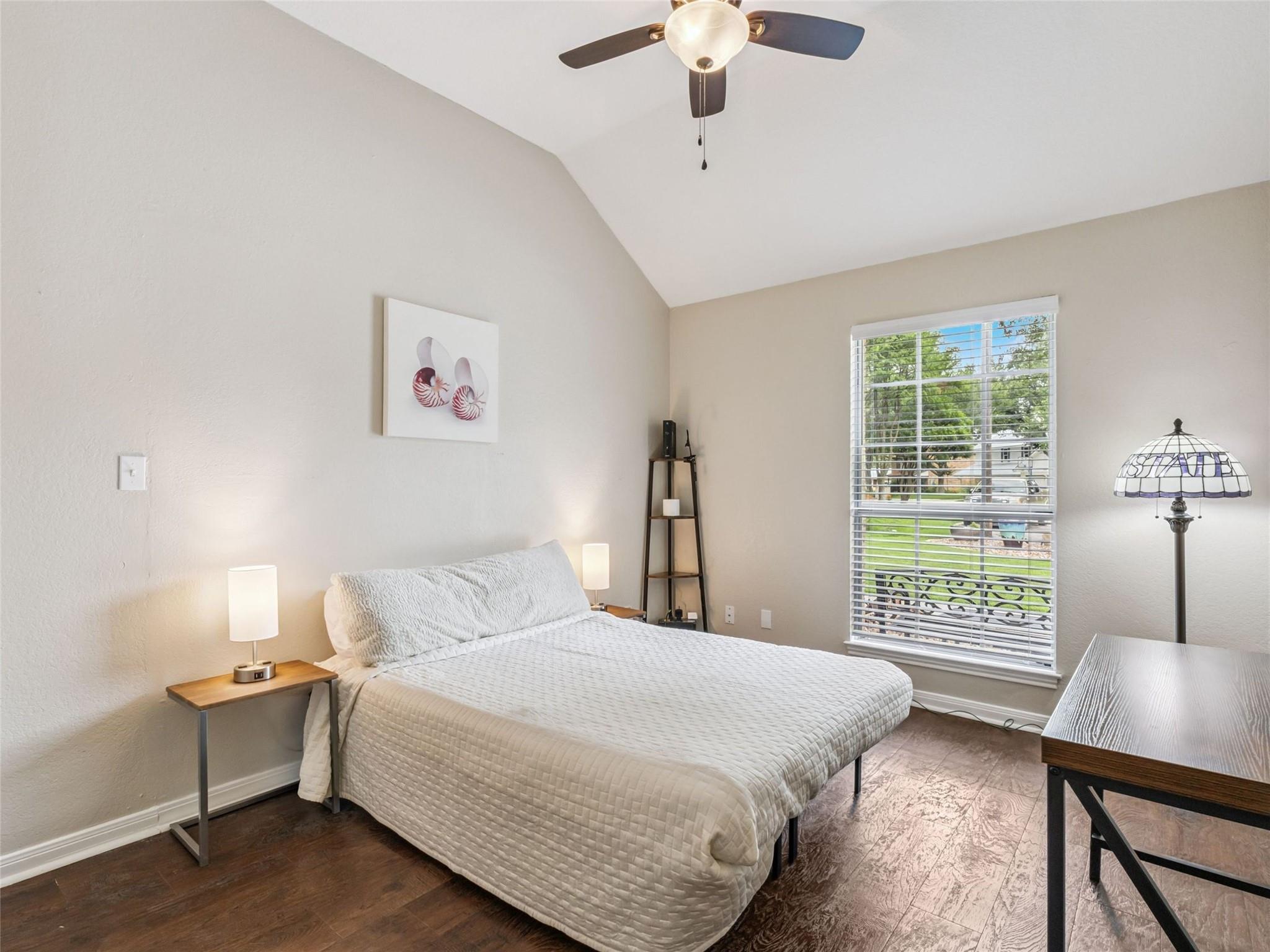 Image 16 of 40 For 1832 Sunnybrook Dr